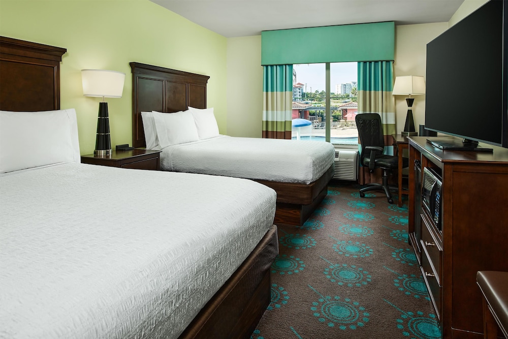 Hampton Inn & Suites Destin - photo 12