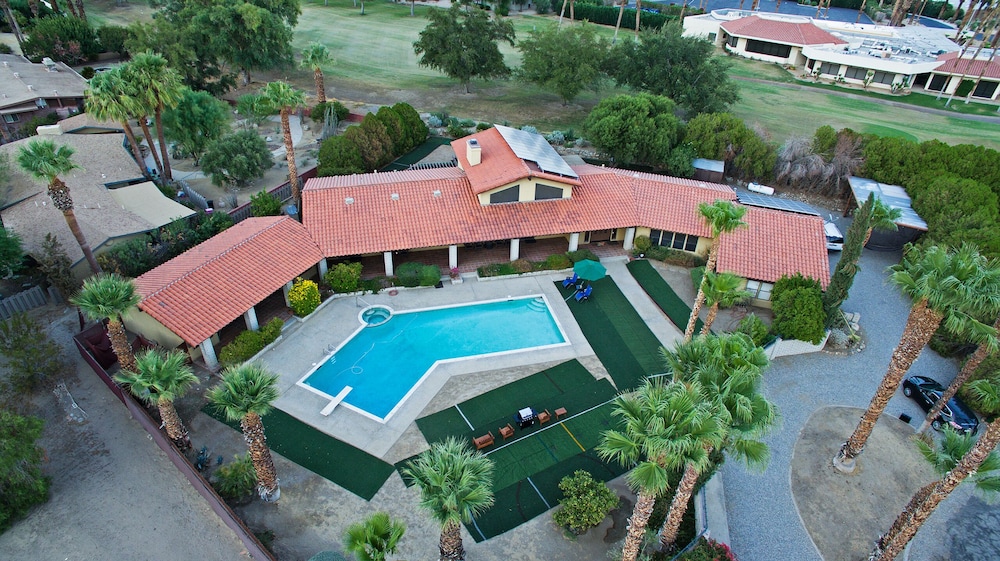 Borrego Springs Golfer's Paradise w Private Pool — hotel in Borrego Springs