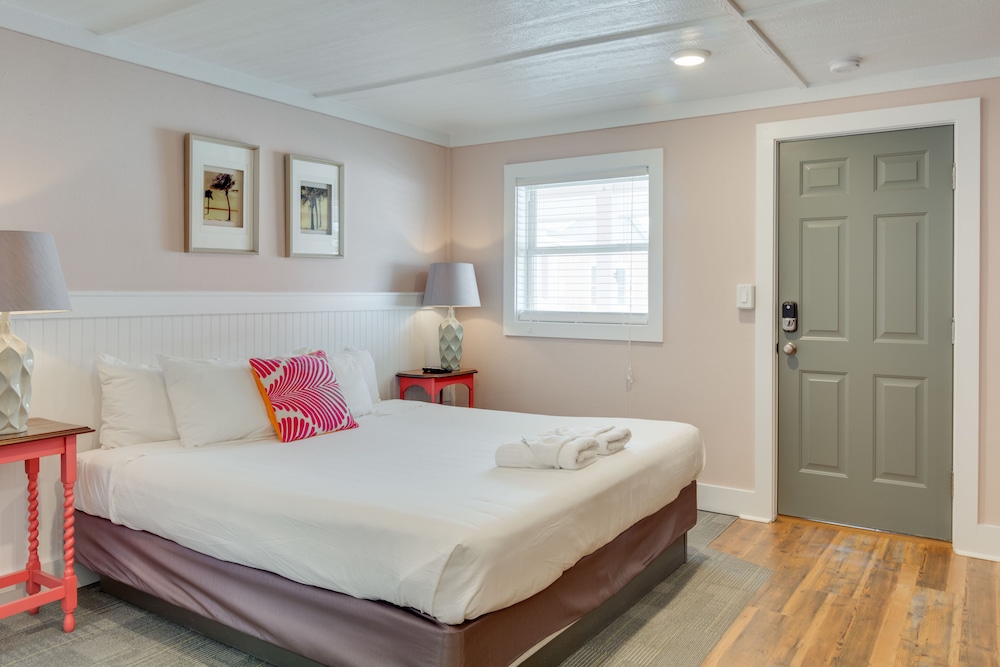 See Sea Motel - photo 36