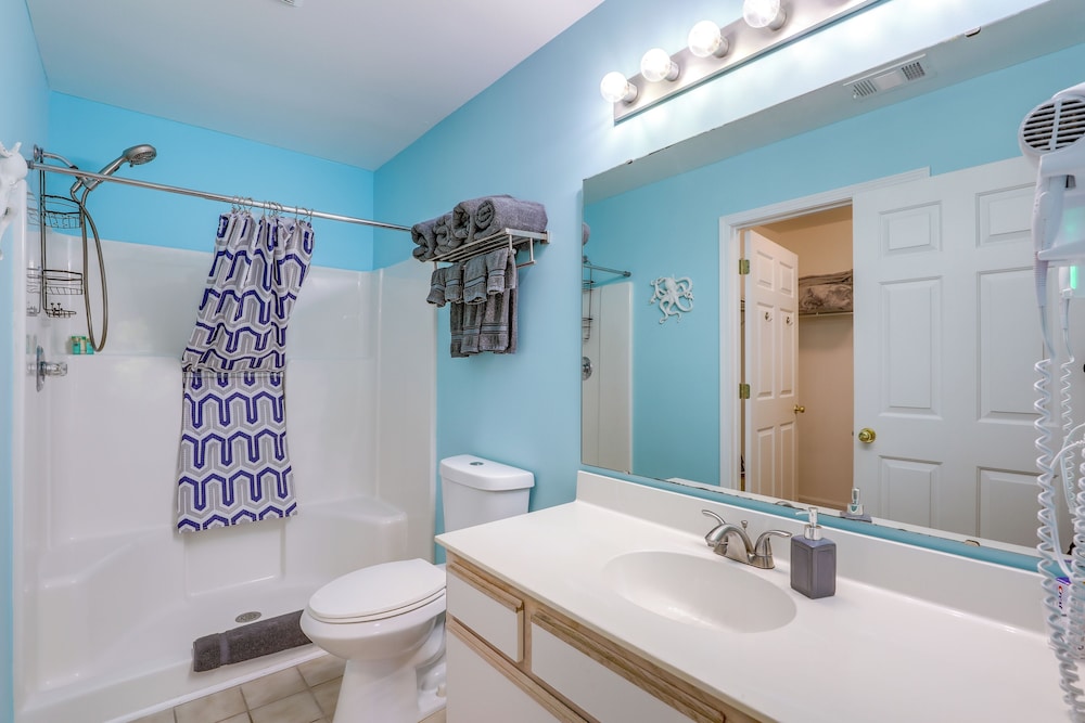 Swim Golf And Relax Resort Condo in Myrtle Beach - photo 12