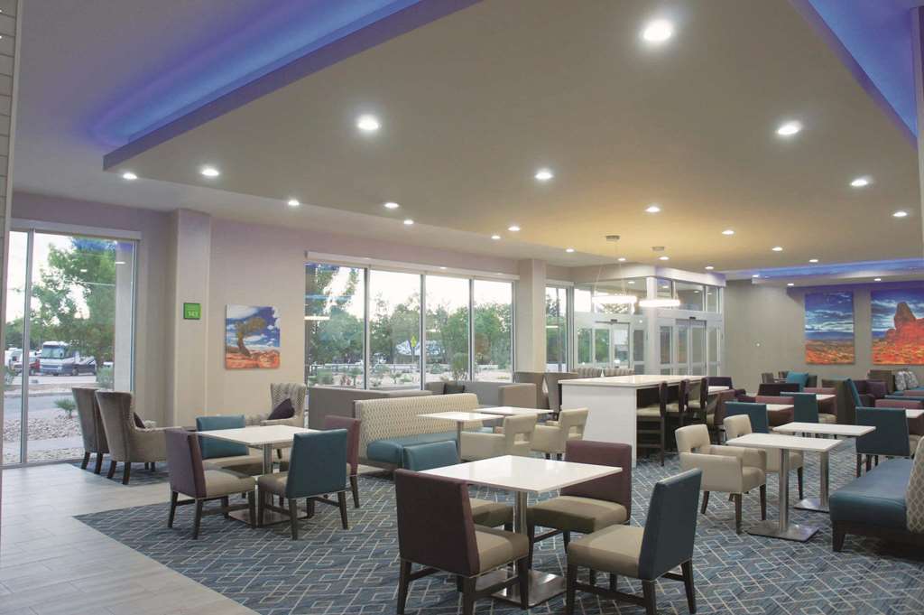 La Quinta Inn & Suites by Wyndham Kanab - photo 64