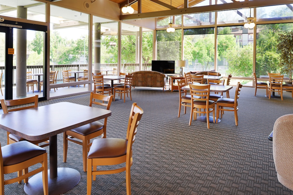 Riviera Oaks Resort - photo 52