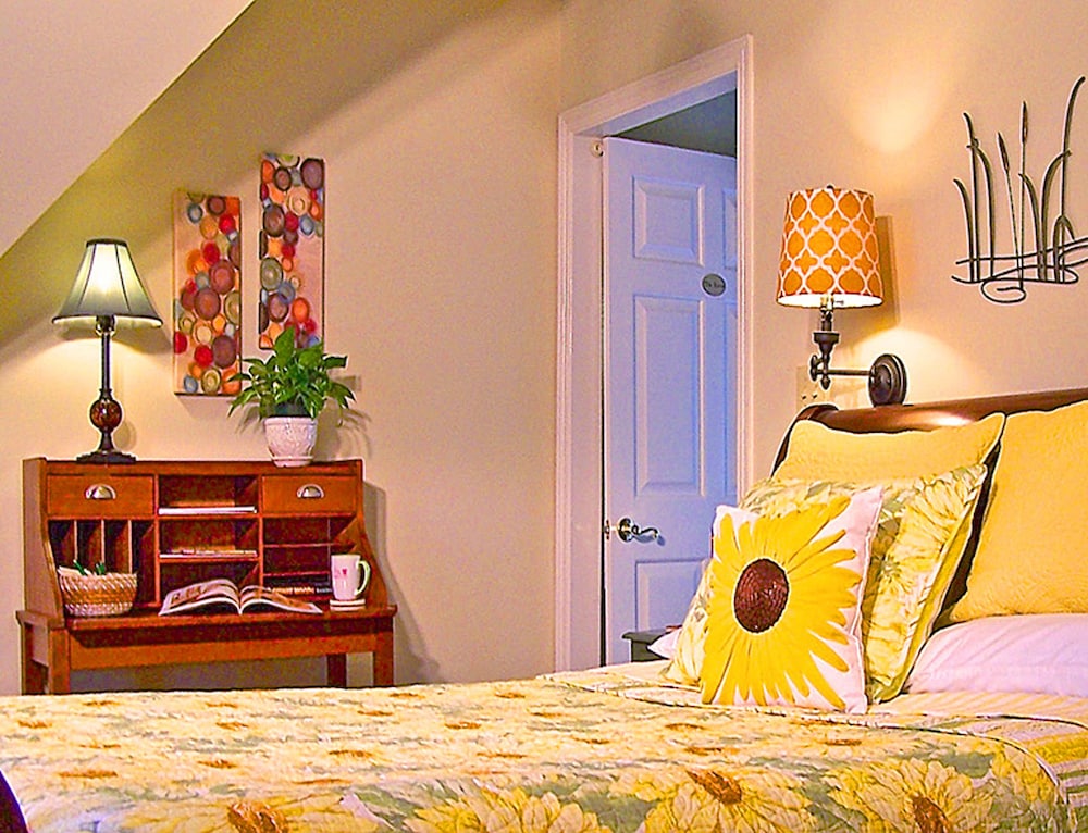 Lyndon House B&B - photo 30