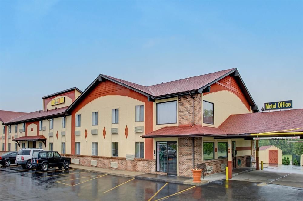 Super 8 Wentzville — hotel in Wentzville