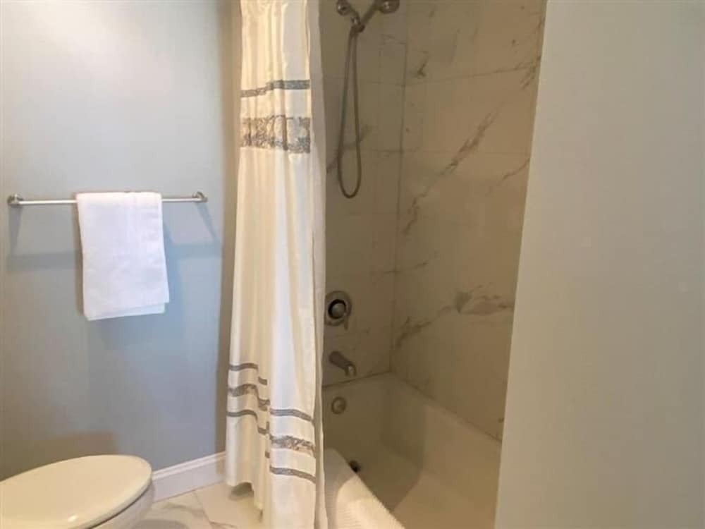 741 Schooner Court at the Sea Pines Resort - photo 6