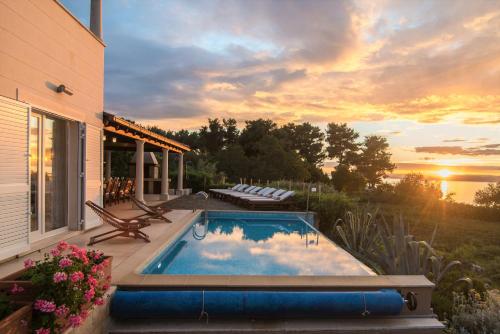 Villa Gumonca — 4-Star Luxury Hotel in Supetar, Croatia