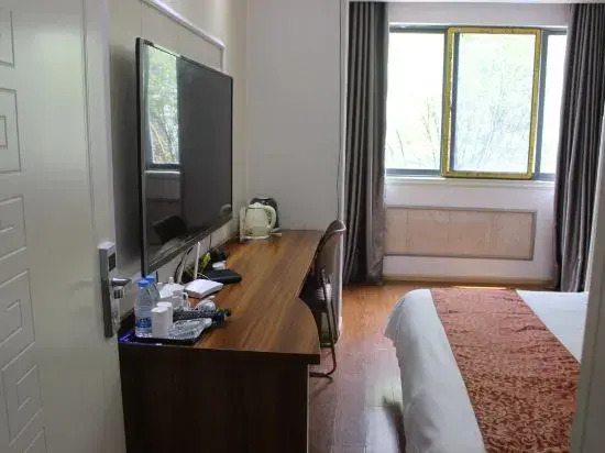 Changshun Jinglong Express Hotel — hotel in Changshun