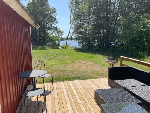 Stuga med sjöutsikt — Ryd — photo 5