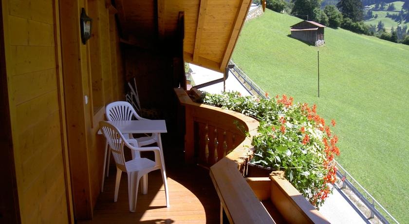 Alpin — 4-Star Luxury Hotel in Kitzbuehel, Austria