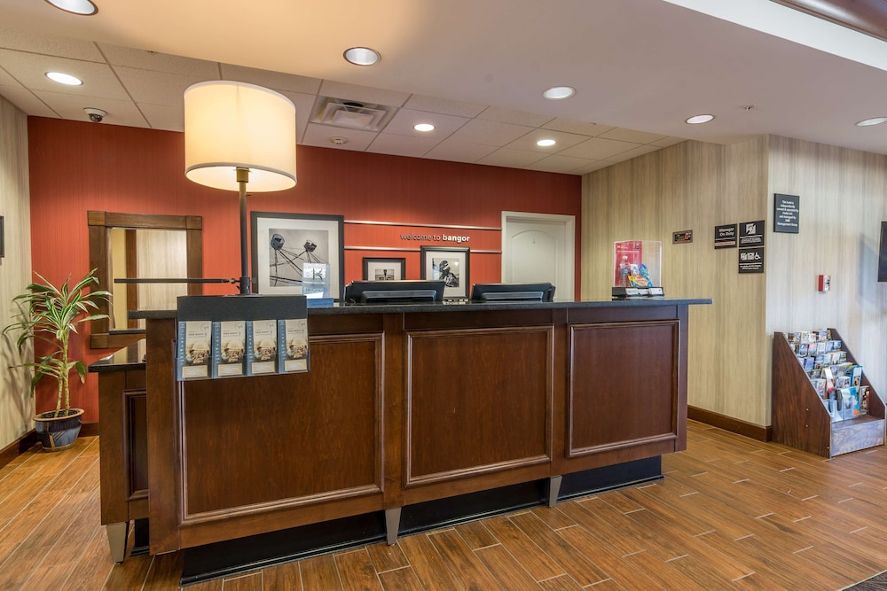Hampton Inn Bangor - photo 4
