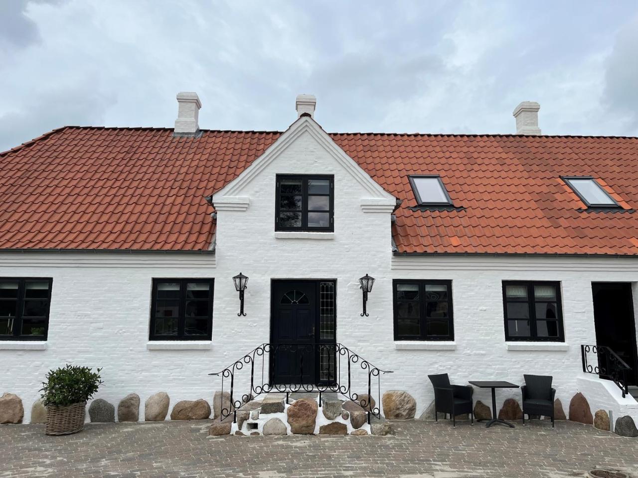 Oustrupgård — hotel in Egtved