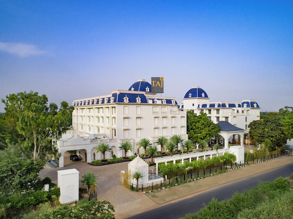 Taj Gandhinagar Resort & Spa — hotel in Mansa