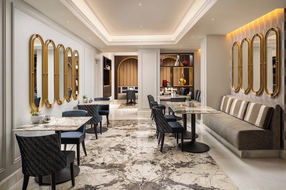 מזון ומשקאות