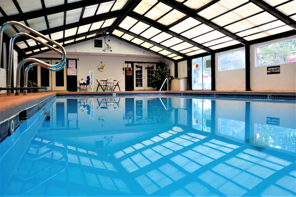 Pinecliff Village Resort - photo 16