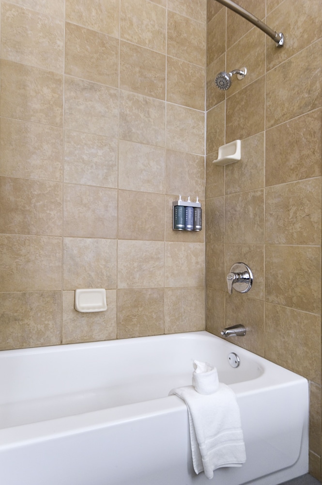 Clubhouse Hotel Suites Sioux Falls - photo 16
