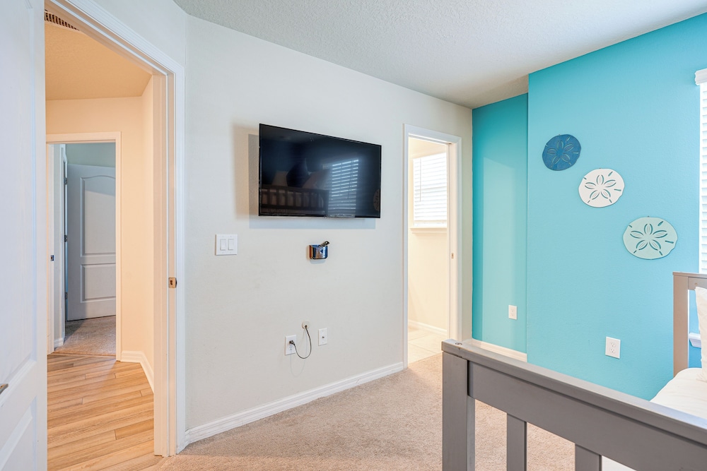 Resort Getaway w Game Room: 11 Mi to Disney - photo 26