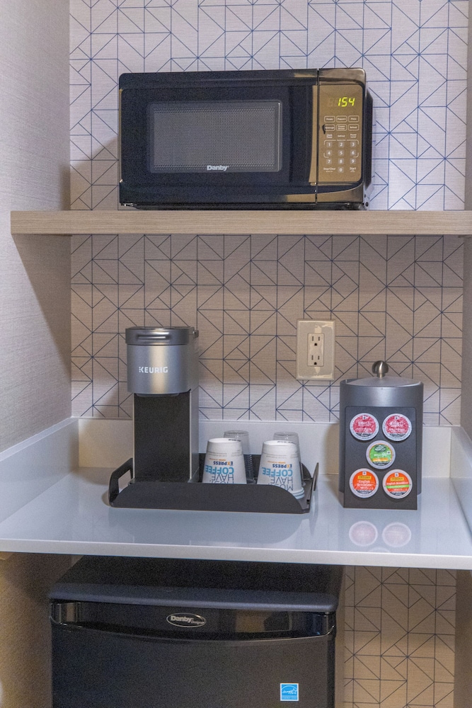 Holiday Inn Express Hotel of Neptune by IHG - photo 15