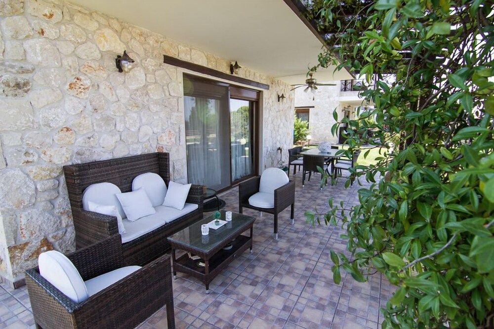 Daphne Villas — 4-Star Luxury Hotel in Kassandreia, Greece