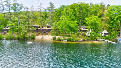 Waterfront 2 Bedroom On Squam 20722112 — Holderness