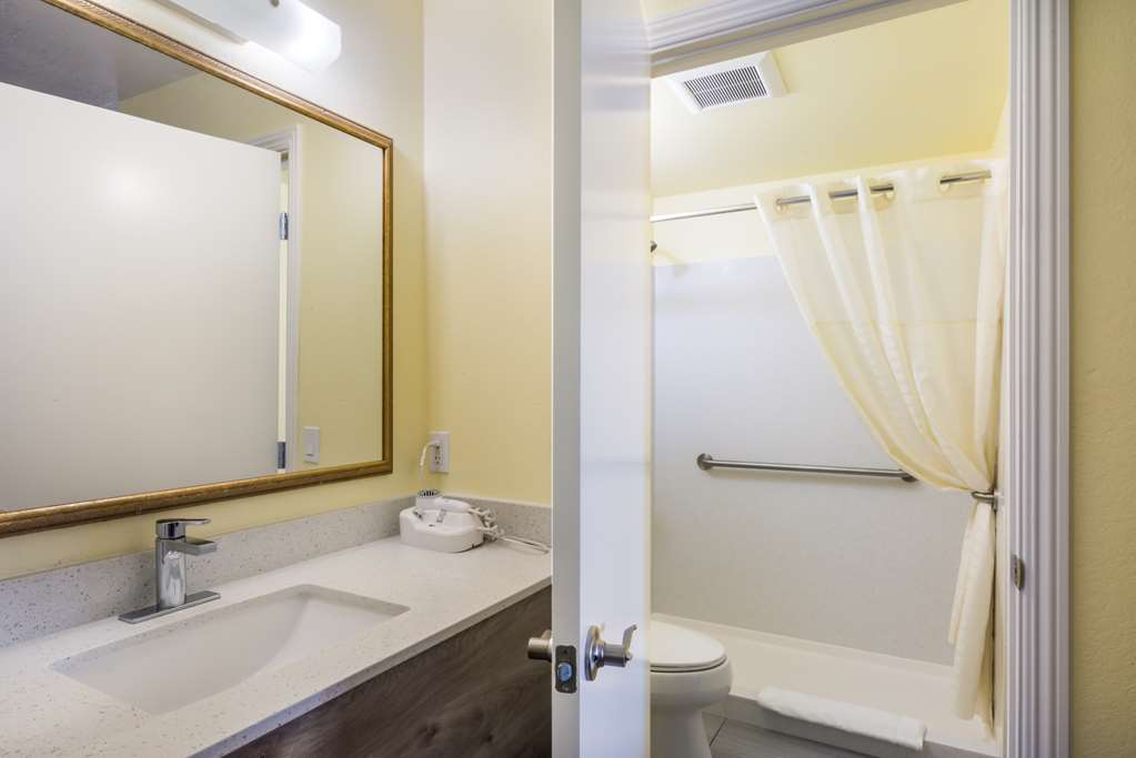 Americas Best Value Inn Santa Rosa CA - photo 30
