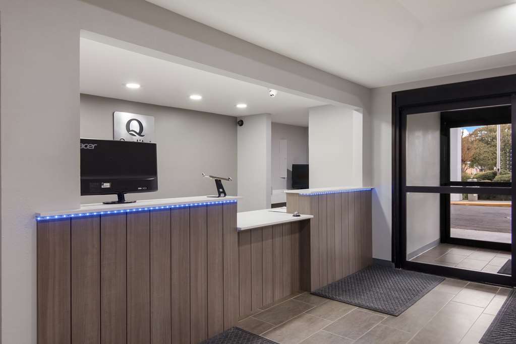 Quality Inn near Casinos and Convention Center - photo 6