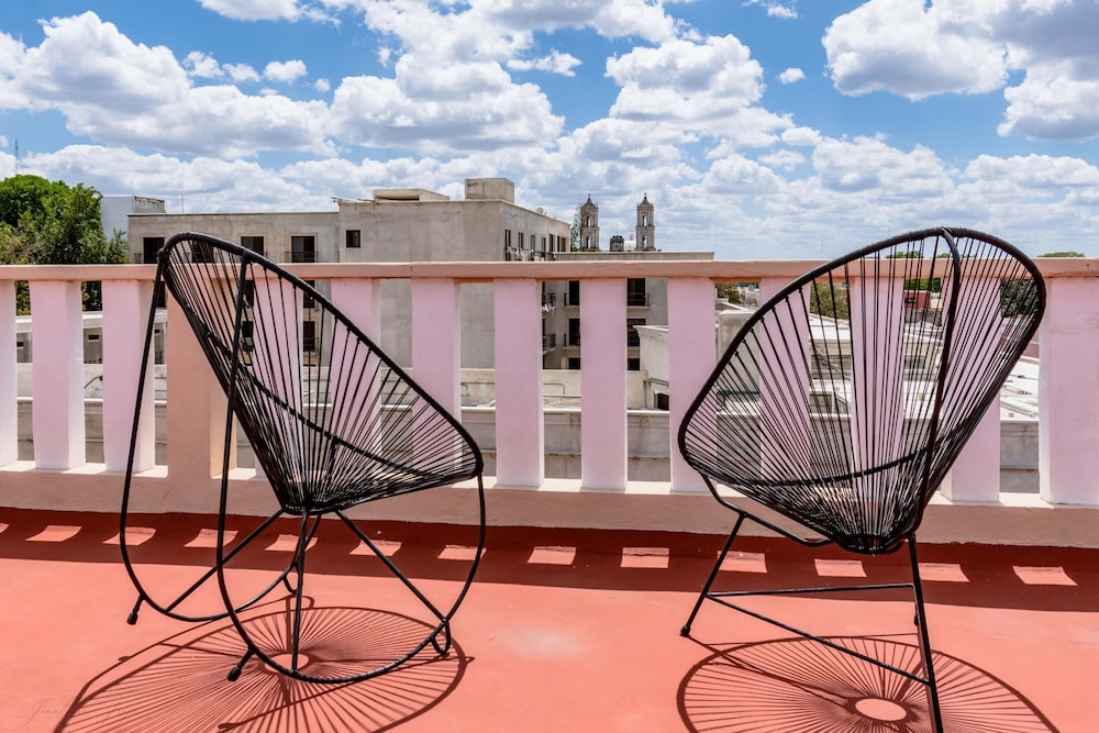 Sundeck