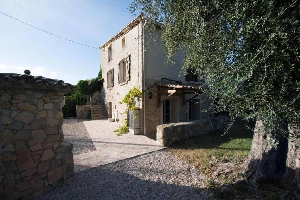 Le Mas Des Biches — hotel in Le Rouret