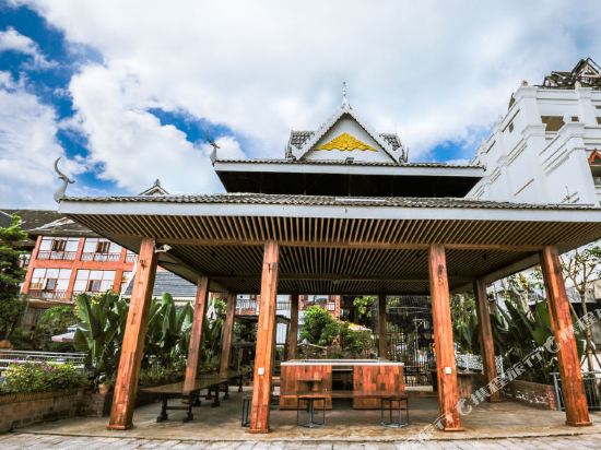 Cuckoo Coffee Inn in Jinghong, People's Republic of China