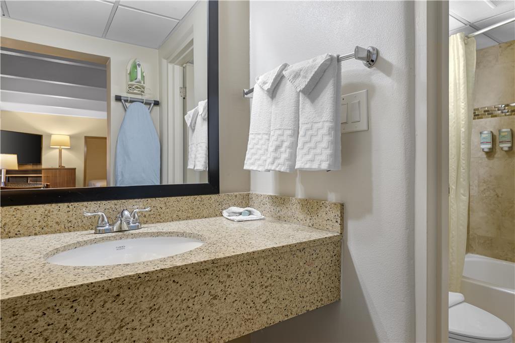 Best Western El Rancho Palacio - photo 13