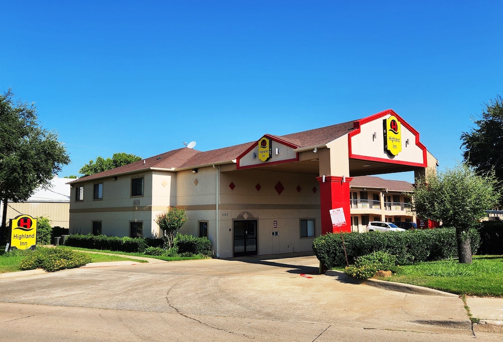 Highland Inn Arlington - featured photo