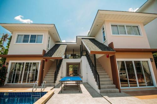 Alexander j Bophut - carbon neutral hotel in Koh Samui
