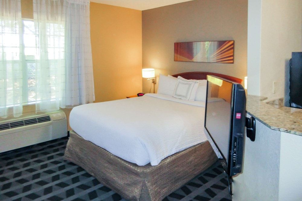 TownePlace Suites by Marriott Greenville Haywood Mall - photo 16