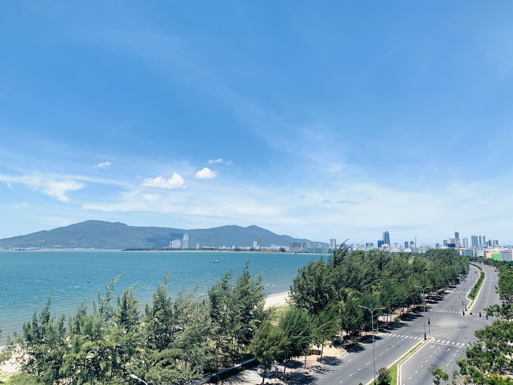 Whale Hotel - last minute hotel in Da Nang
