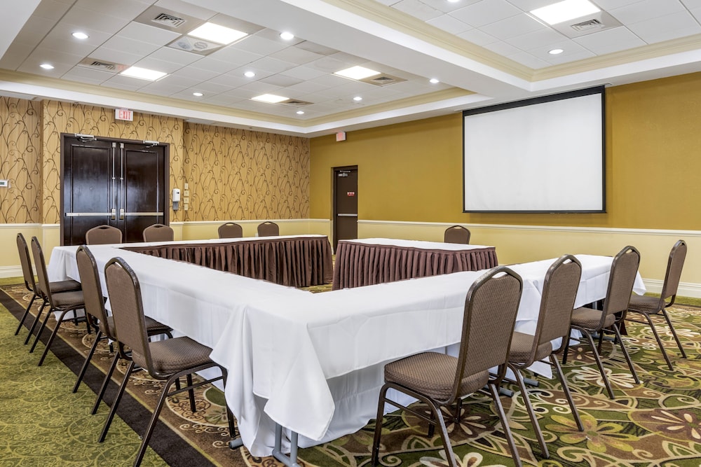Holiday Inn Resort Orlando Lake Buena Vista by IHG - photo 89