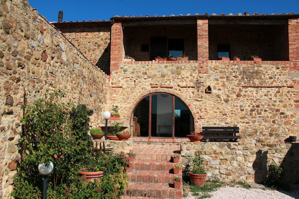 La Rocca delle Pigne — hotel in Roccalbegna