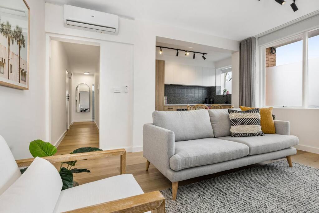 Stylish 2 Bedroom Unit near parks shopping and dining — 4-Star Luxury Hotel in Melbourne, Australia
