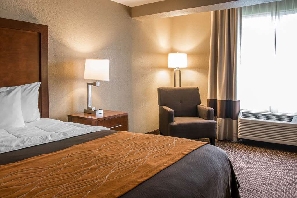 Country Inn & Suites By Radisson Battle Creek MI - photo 17