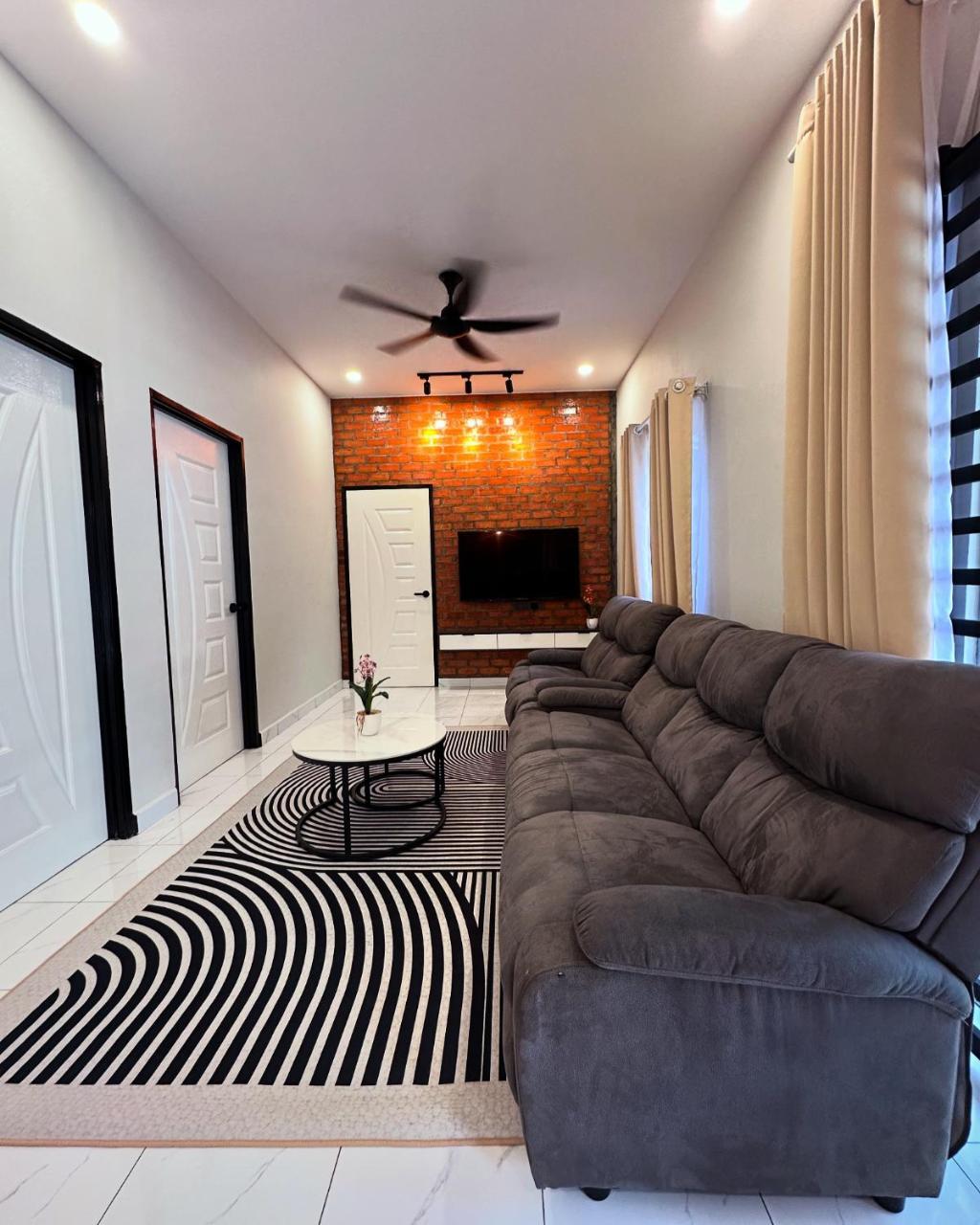 Homestay Langkawi Guesthouse 5 bedrooms — 4-Star Luxury Hotel in Kuah, Malaysia