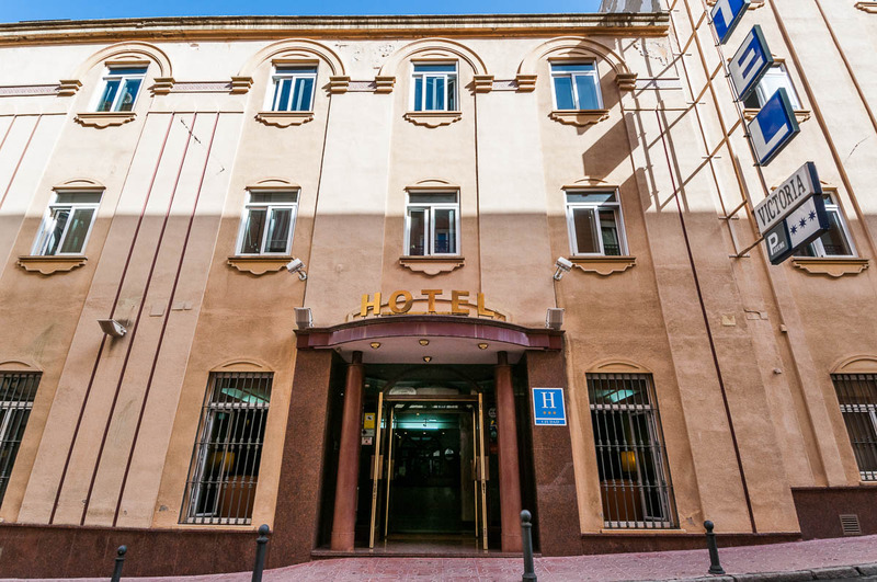Victoria — hotel in Linares