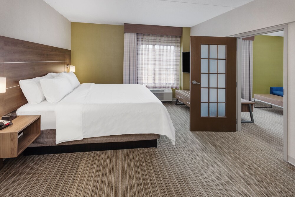 Holiday Inn Express Hotel & Suites Providence Woonsocket by IHG - photo 9