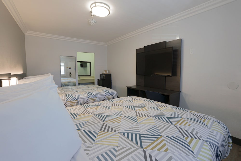 Motel6 Tustin CA Orange County - photo 10