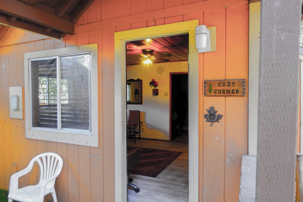Sleepy Hollow Cabins and Hotel - photo 126