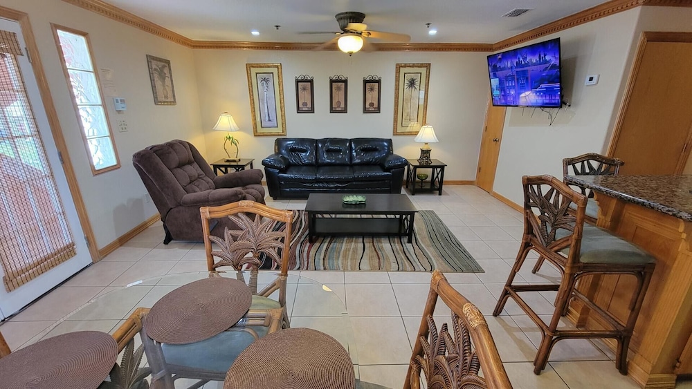 Campeche Triplex Unit C - photo 11