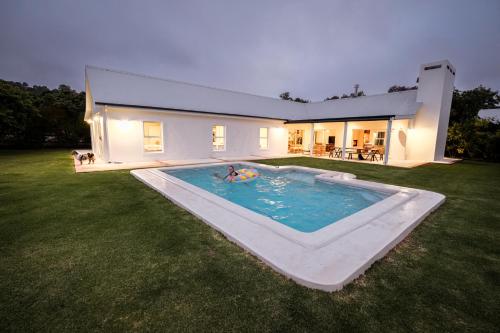 Menuha Hermanus in Hermanus, South Africa