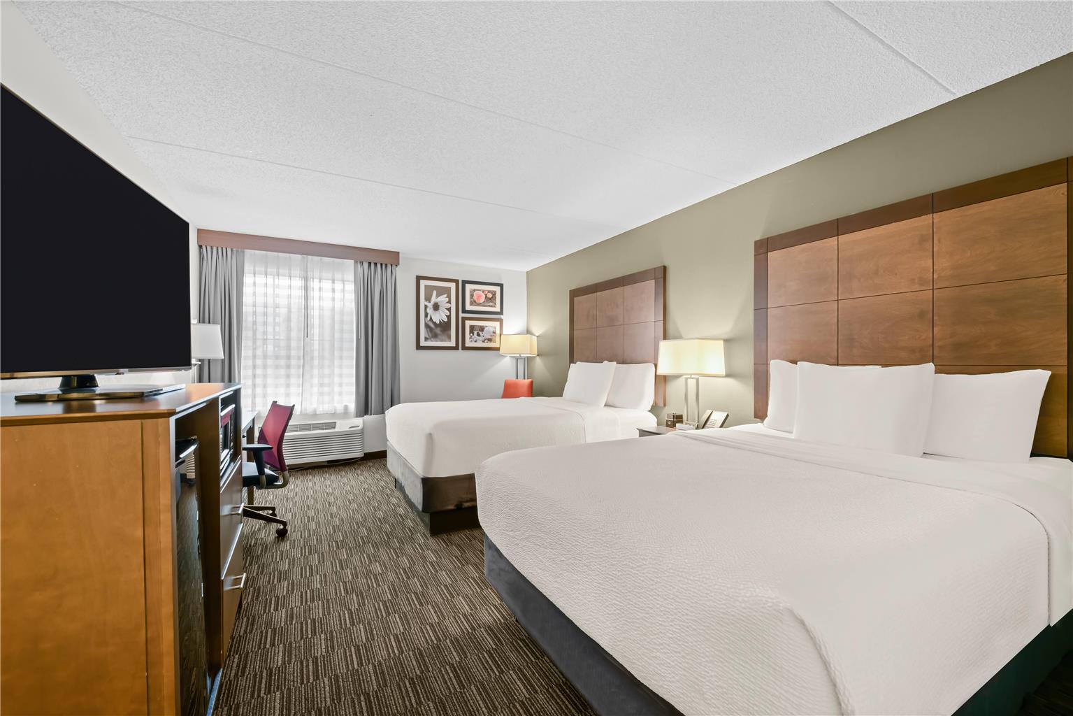 La Quinta Inn & Suites by Wyndham Atlanta Douglasville - photo 16