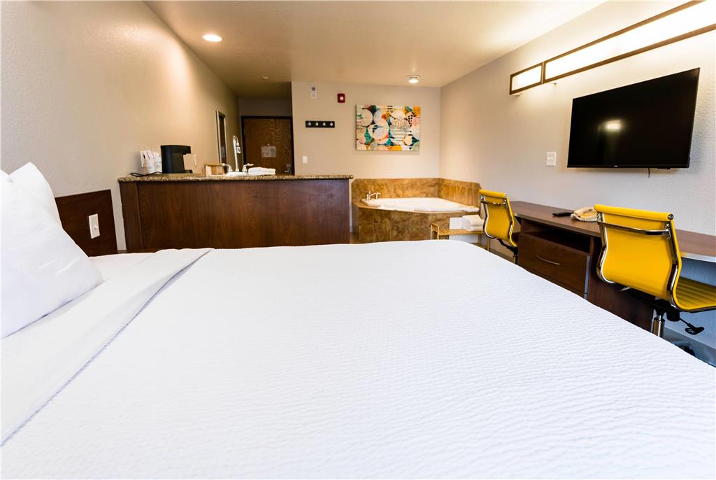 Microtel Inn & Suites by Wyndham Cheyenne - photo 41
