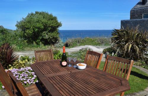 Morning Cottage — 4-Star Luxury Hotel in St Ives, United Kingdom