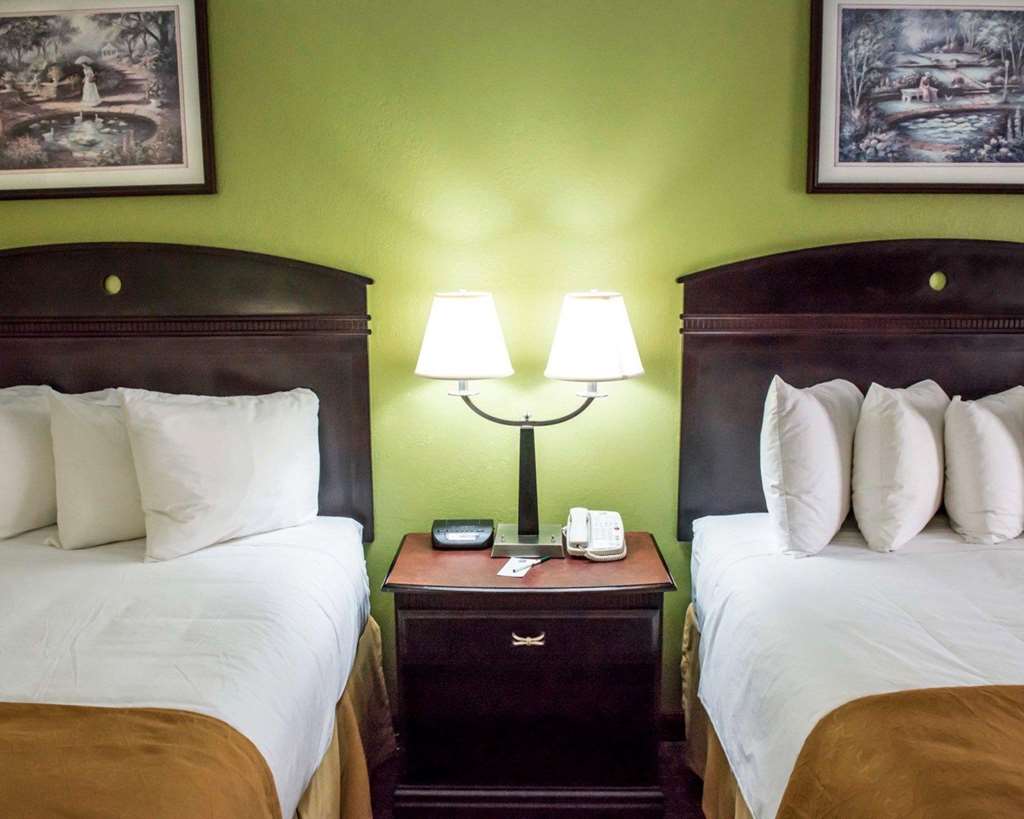 Quality Inn Chipley I 10 at Exit 120 - photo 18
