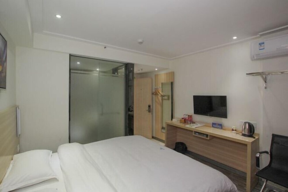 Chengxi Express Hotel — hotel in Gongcheng