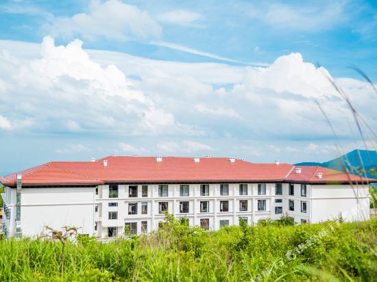 Pan’an Hengda Gaoer Garden Resort Hotel in Pan'an, People's Republic of China